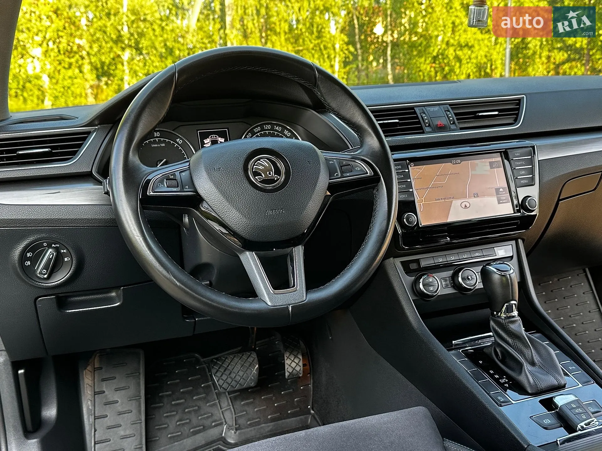 2016 Skoda Superb - мініатюра 132