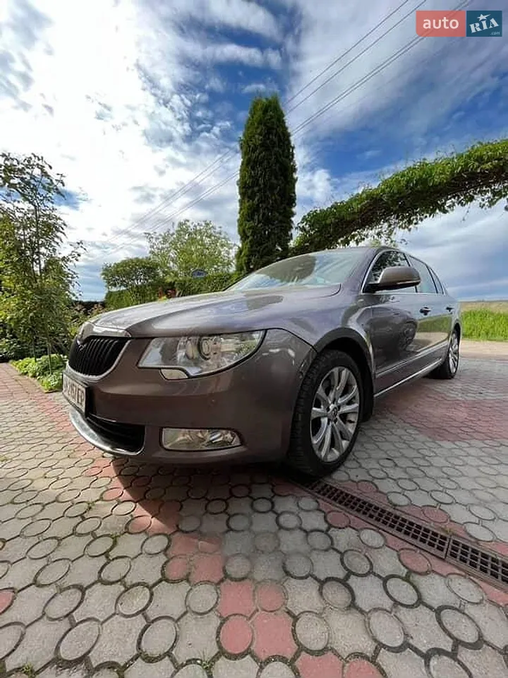 2010 Skoda Superb - мініатюра 22