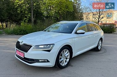 Універсал Skoda Superb 2016 в Луцьку