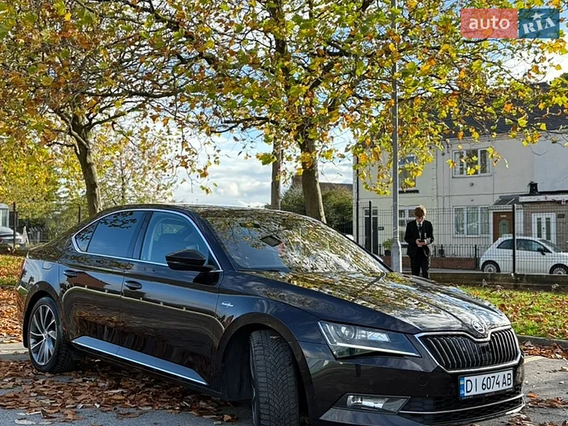 Skoda Superb 2017 VIN TMBAJ9NP3J7524408 фото оголошення 4 з 62