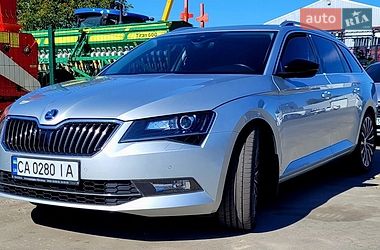 Універсал Skoda Superb 2016 в Умані