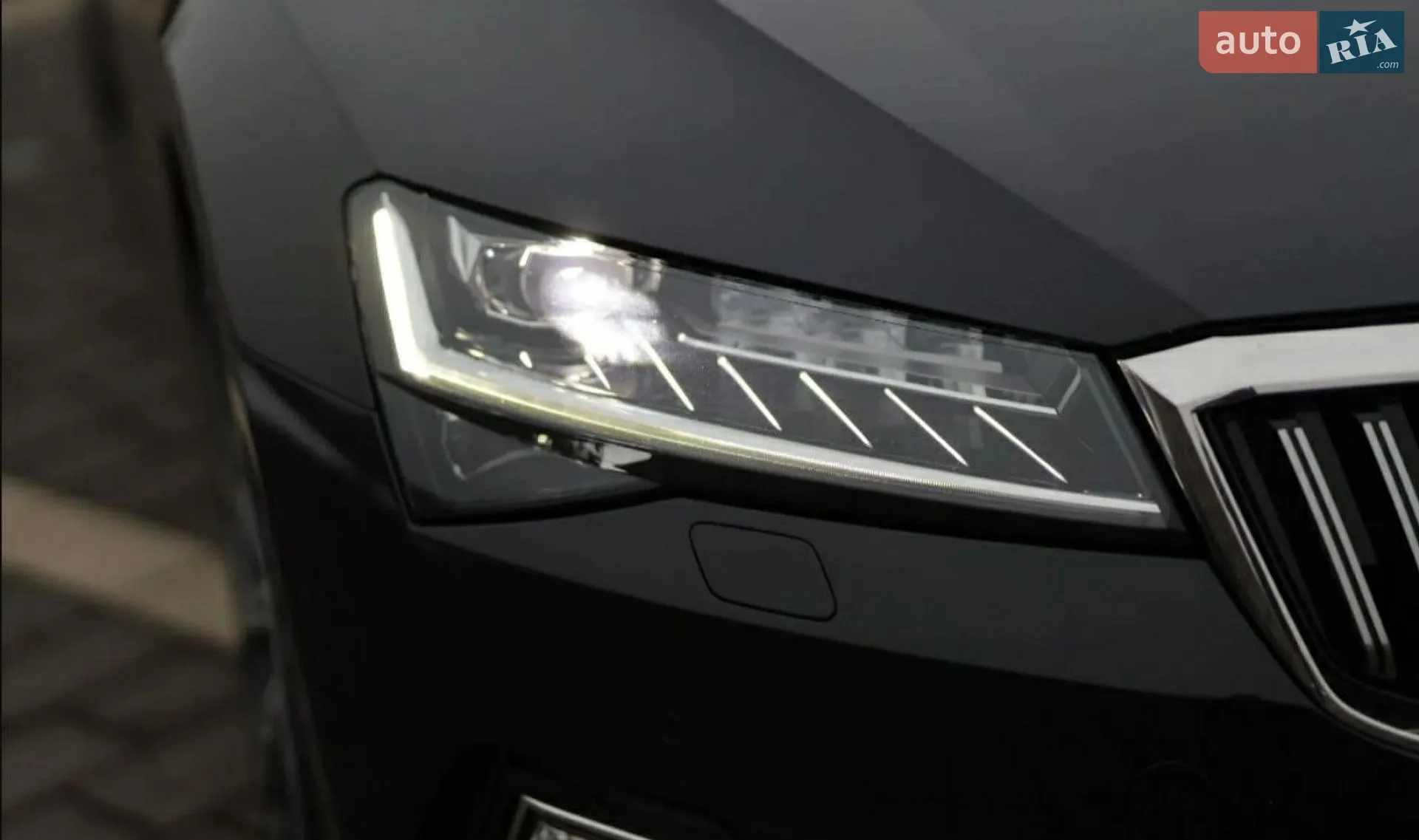 2019 Skoda Superb - мініатюра 2