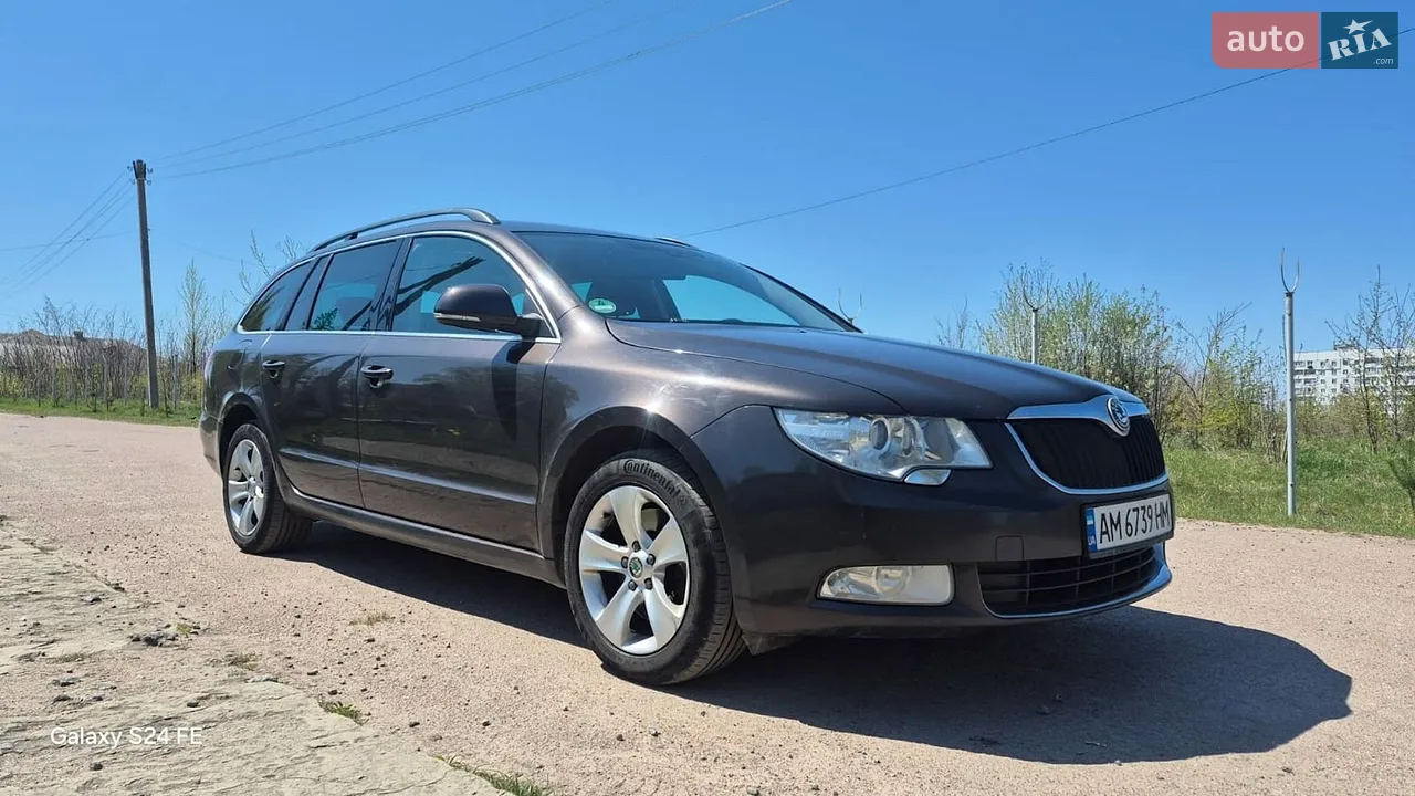 2010 Skoda Superb - мініатюра 24
