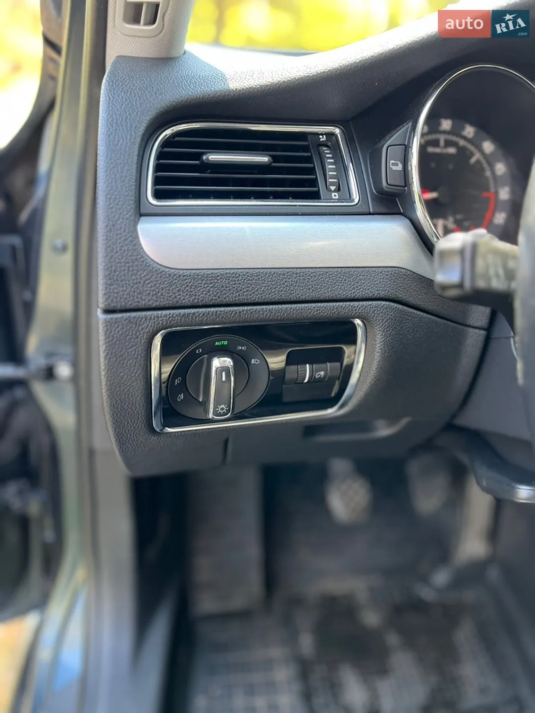 2014 Skoda Superb - мініатюра 27