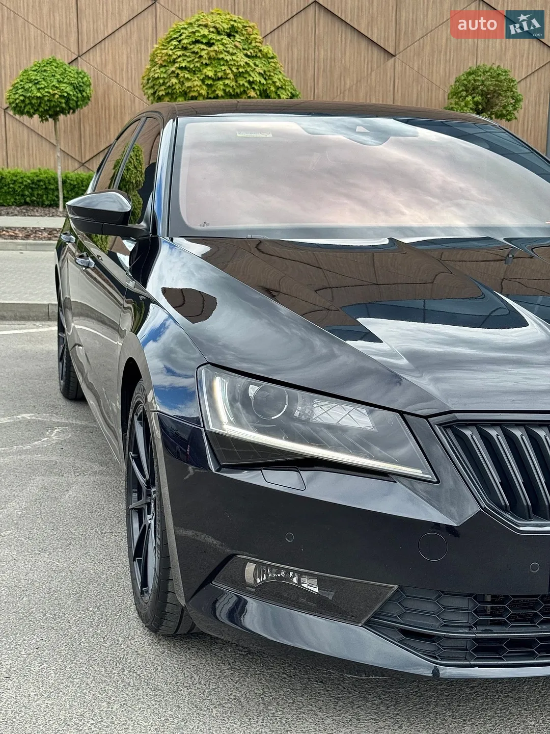 2018 Skoda Superb - мініатюра 3