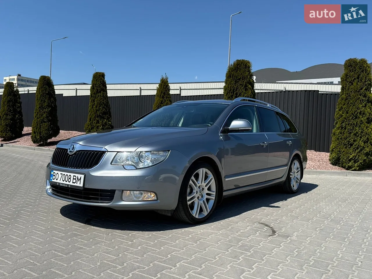 2011 Skoda Superb - мініатюра 28