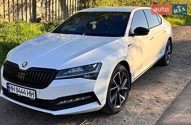 Ліфтбек Skoda Superb 2022 в Одесі