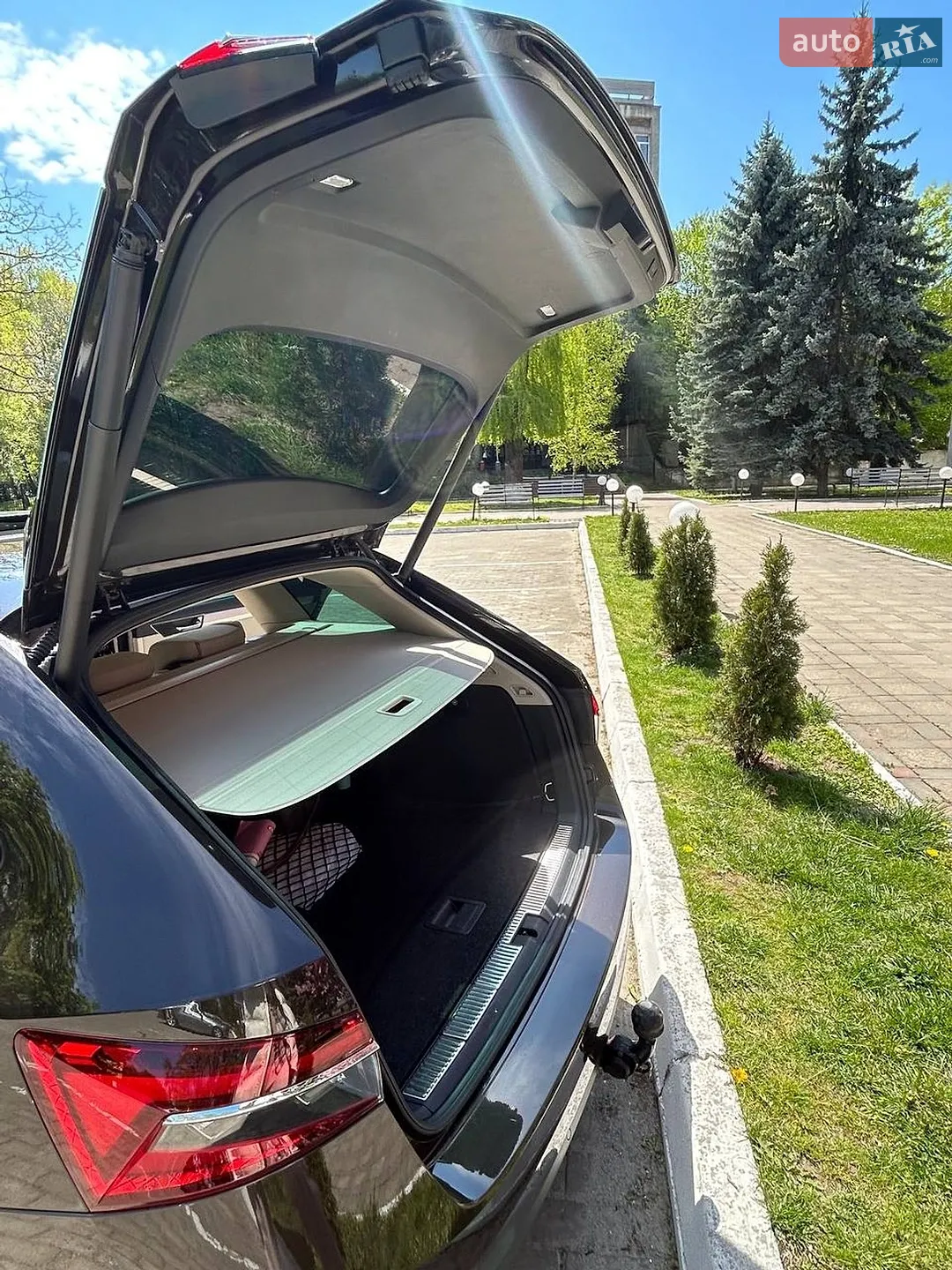 2019 Skoda Superb - мініатюра 6