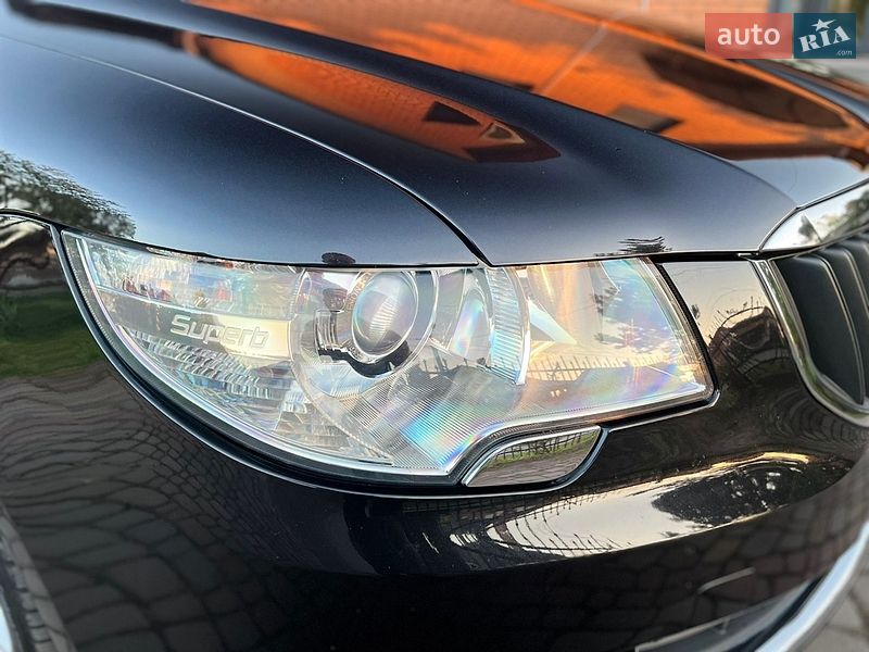 Універсал Skoda Superb 2010 в Луцьку
