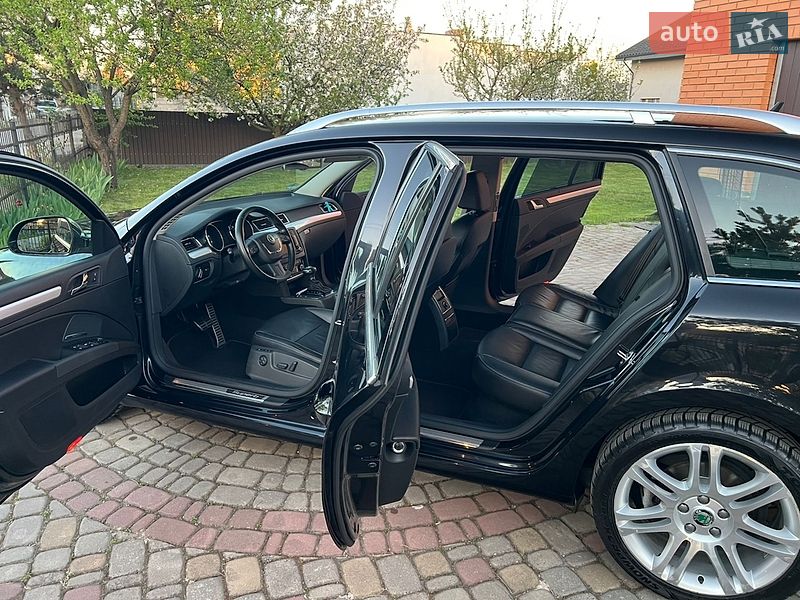 Універсал Skoda Superb 2010 в Луцьку