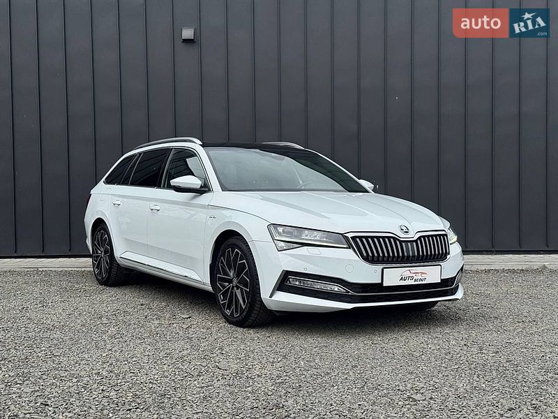 Універсал Skoda Superb 2021 в Луцьку
