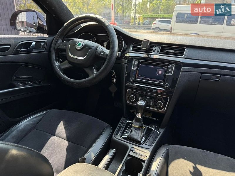 Лифтбек Skoda Superb 2009 в Днепре