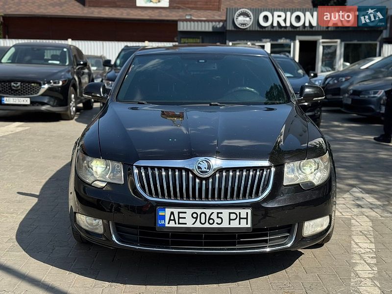 Лифтбек Skoda Superb 2009 в Днепре