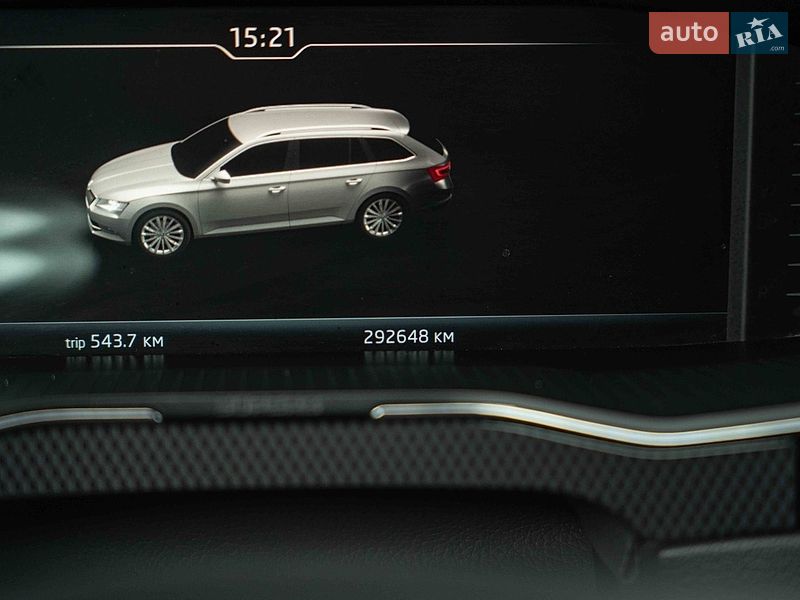 Универсал Skoda Superb 2019 в Черновцах