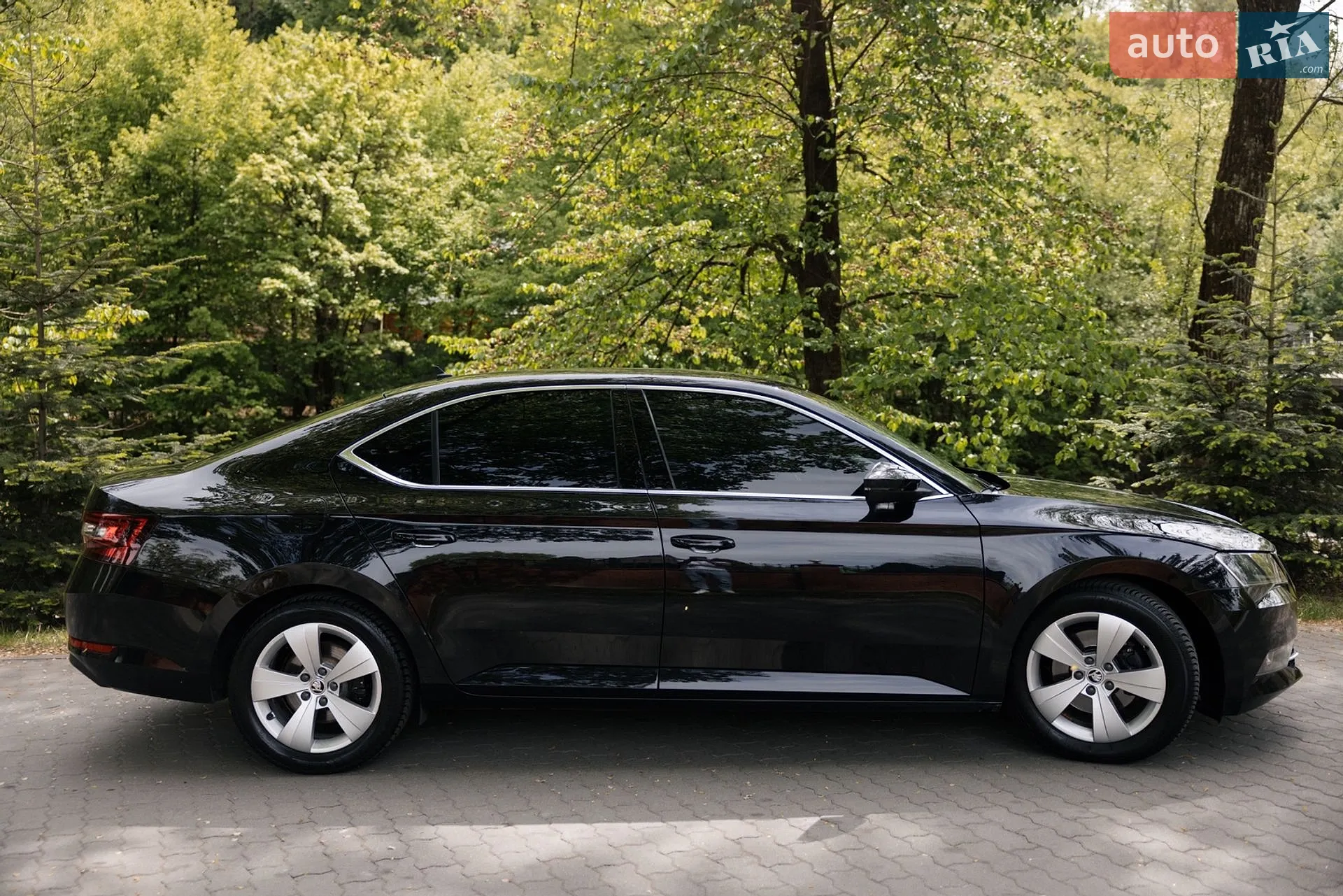 2018 Skoda Superb - мініатюра 3