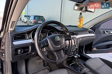 Универсал Skoda Superb 2012 в Виннице
