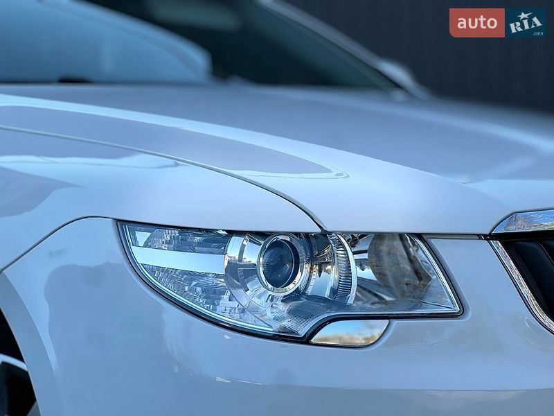 Универсал Skoda Superb 2012 в Николаеве