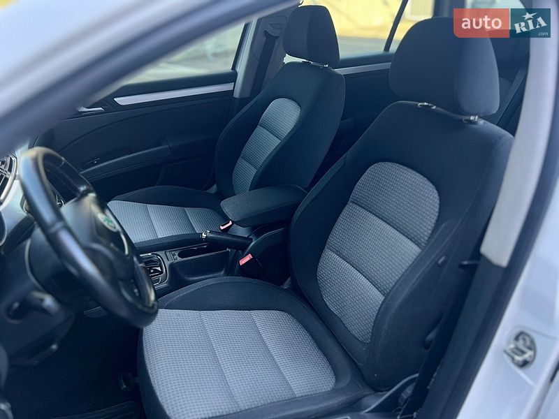 Универсал Skoda Superb 2012 в Николаеве
