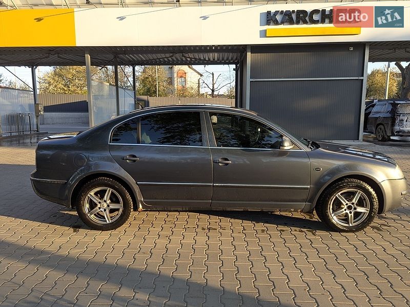 Лифтбек Skoda Superb 2007 в Луцке