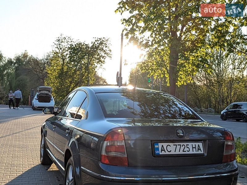 Лифтбек Skoda Superb 2007 в Луцке