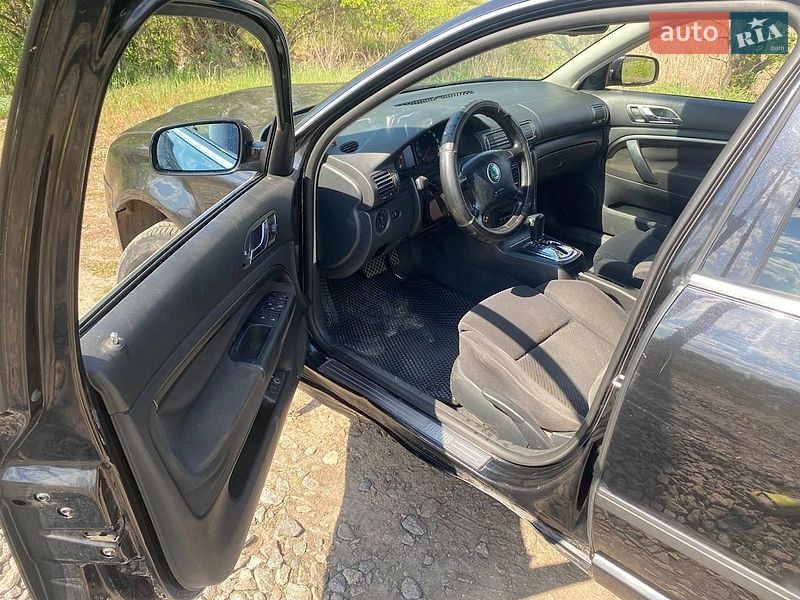 Лифтбек Skoda Superb 2005 в Полтаве