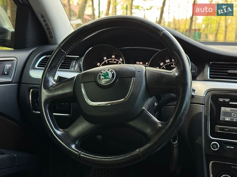 Ліфтбек Skoda Superb 2013 в Трускавці