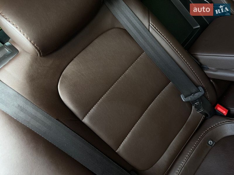 Ліфтбек Skoda Superb 2013 в Трускавці