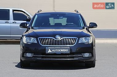 Универсал Skoda Superb 2014 в Киеве