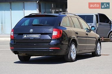 Универсал Skoda Superb 2014 в Киеве