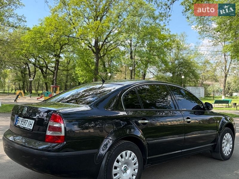 Лифтбек Skoda Superb 2008 в Карловке