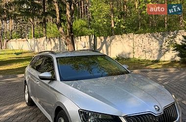 Универсал Skoda Superb 2015 в Львове