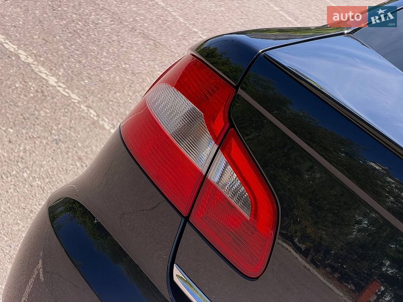 Лифтбек Skoda Superb 2012 в Кривом Роге