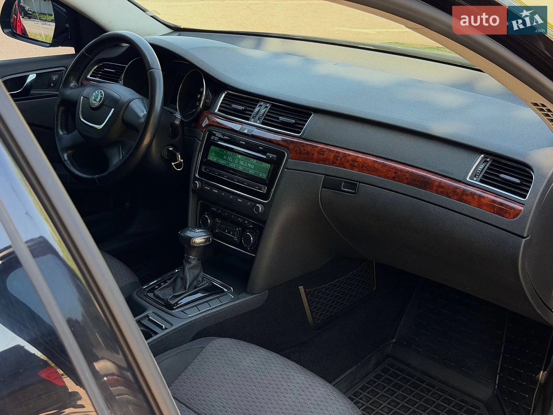 2012 Skoda Superb - мініатюра 27