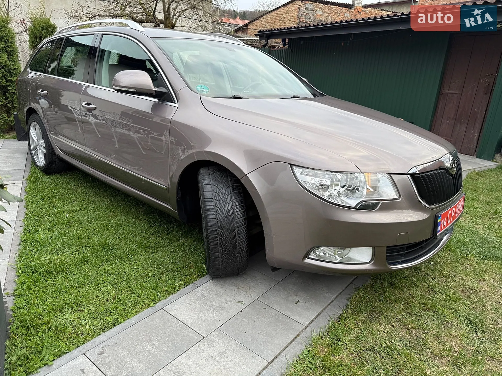 2010 Skoda Superb - мініатюра 36
