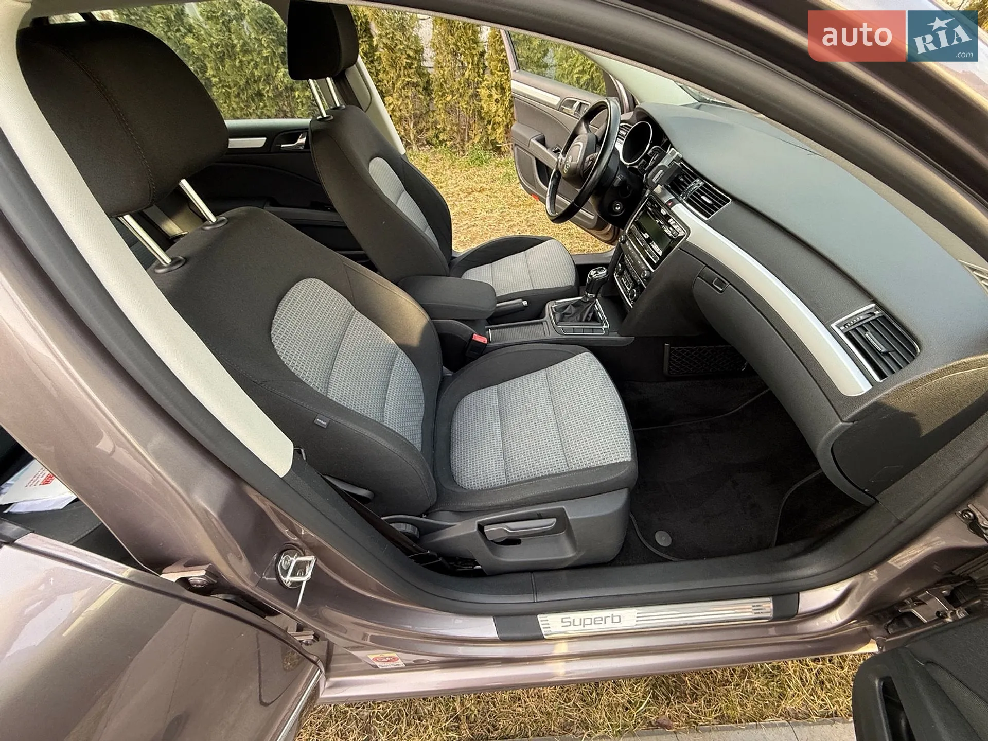2010 Skoda Superb - мініатюра 44