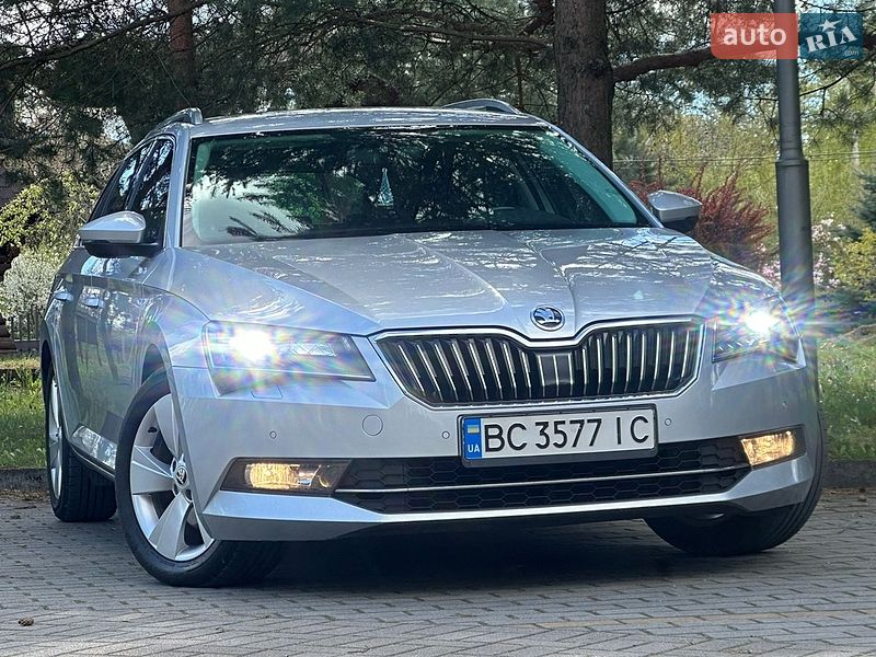 Универсал Skoda Superb 2018 в Дрогобыче