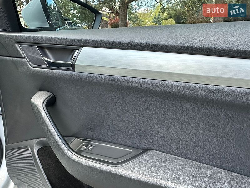 Универсал Skoda Superb 2018 в Дрогобыче