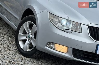 Универсал Skoda Superb 2012 в Стрые