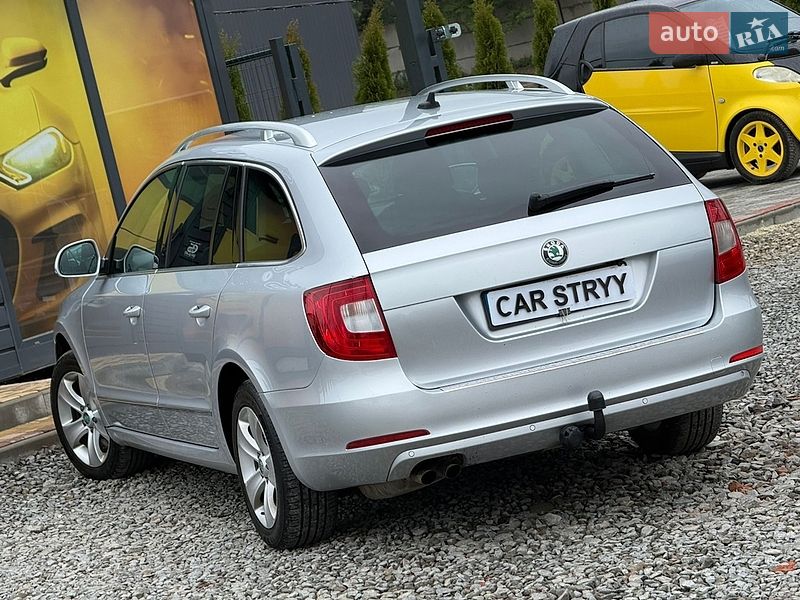 Универсал Skoda Superb 2012 в Стрые