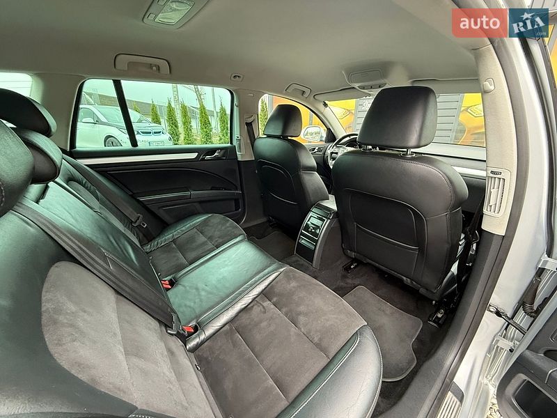 Универсал Skoda Superb 2012 в Стрые