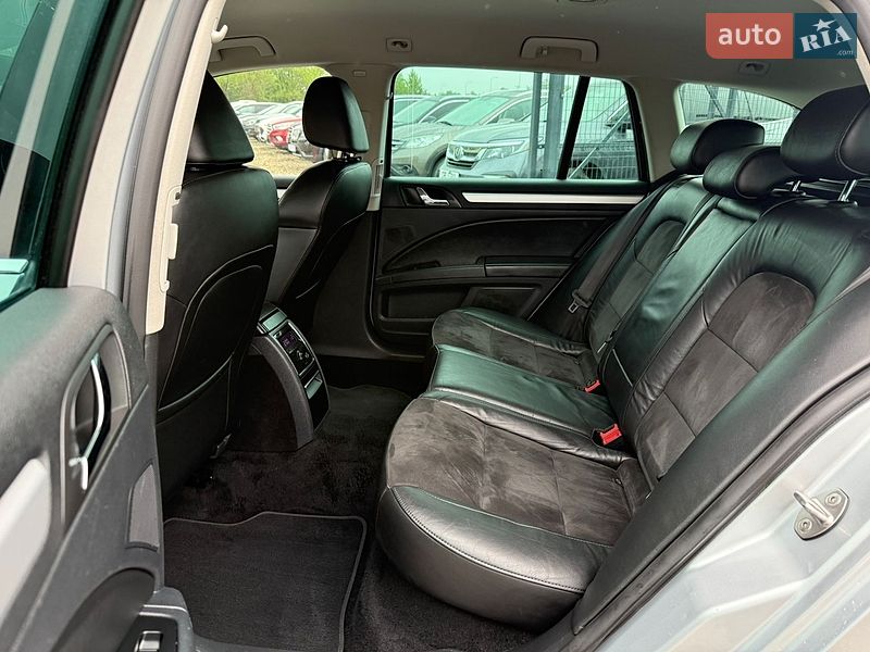 Универсал Skoda Superb 2012 в Стрые