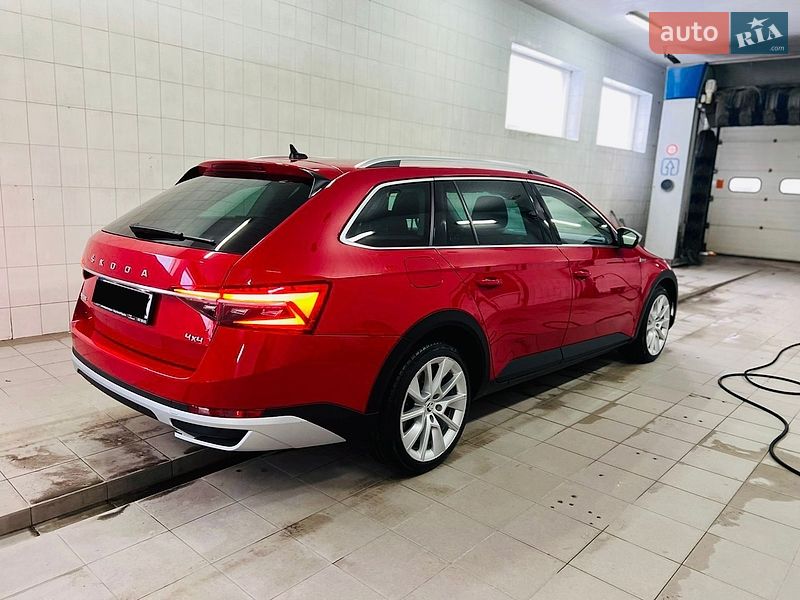 Универсал Skoda Superb 2019 в Мукачево