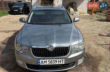 Универсал Skoda Superb 2010 в Гореничах
