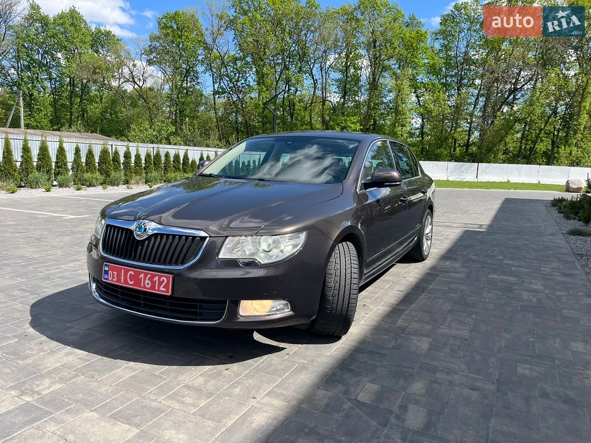 2010 Skoda Superb - мініатюра 12