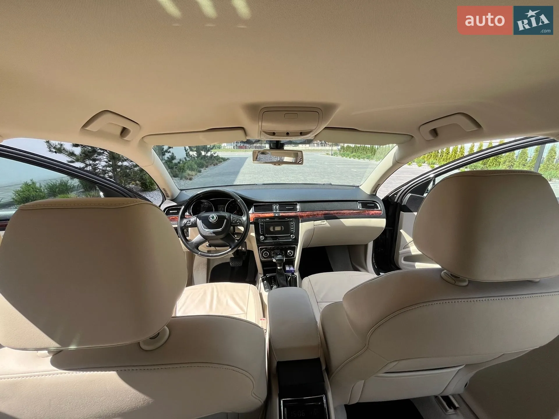 2010 Skoda Superb - мініатюра 25