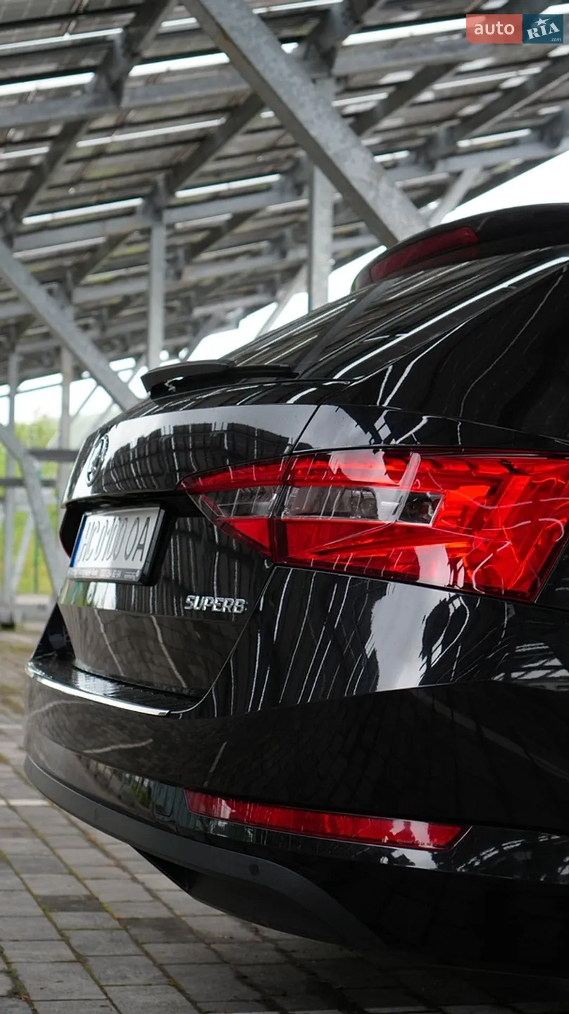 2016 Skoda Superb - мініатюра 12