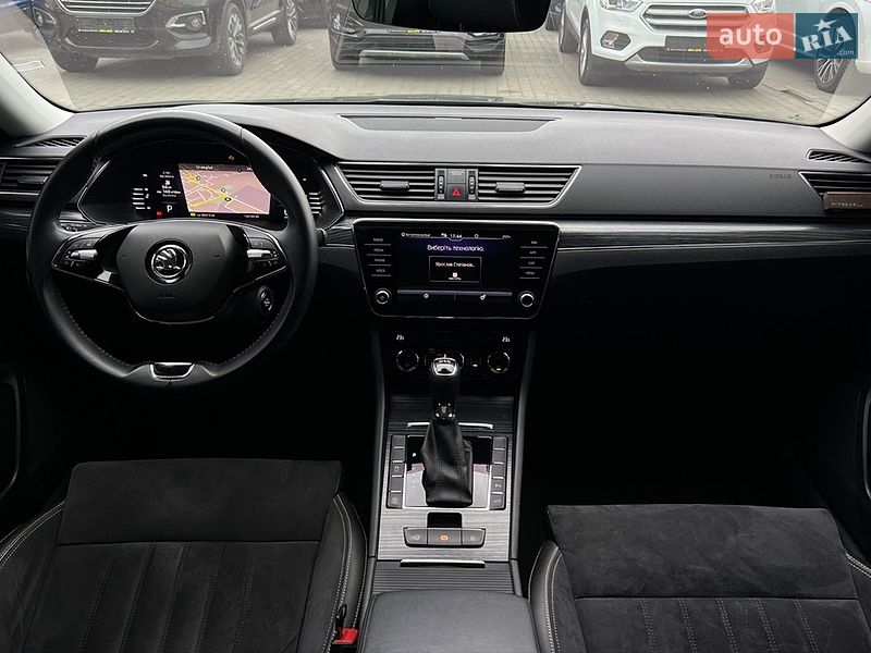 Лифтбек Skoda Superb 2021 в Ивано-Франковске