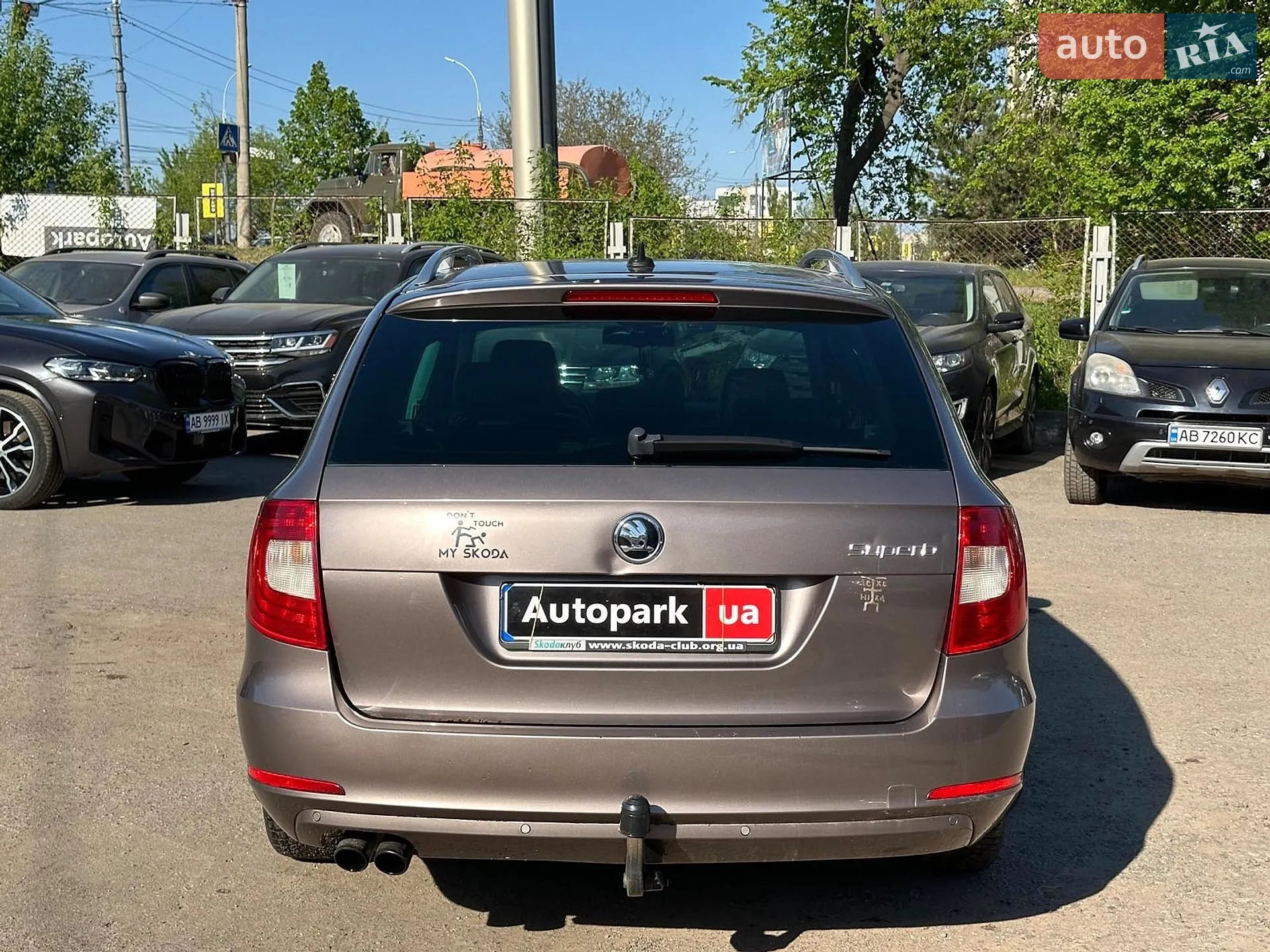 2010 Skoda Superb - мініатюра 10