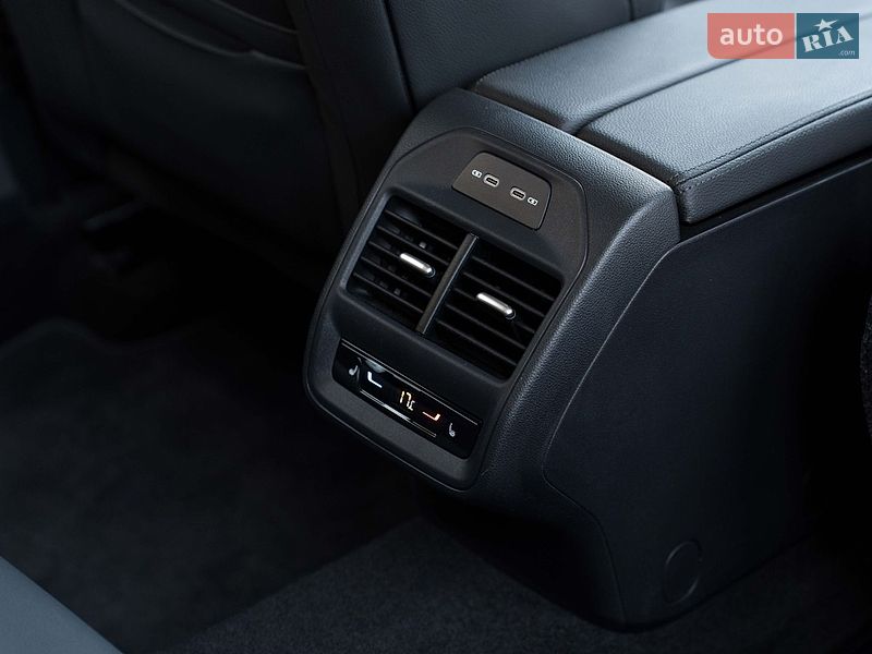 Лифтбек Skoda Superb 2025 в Луцке