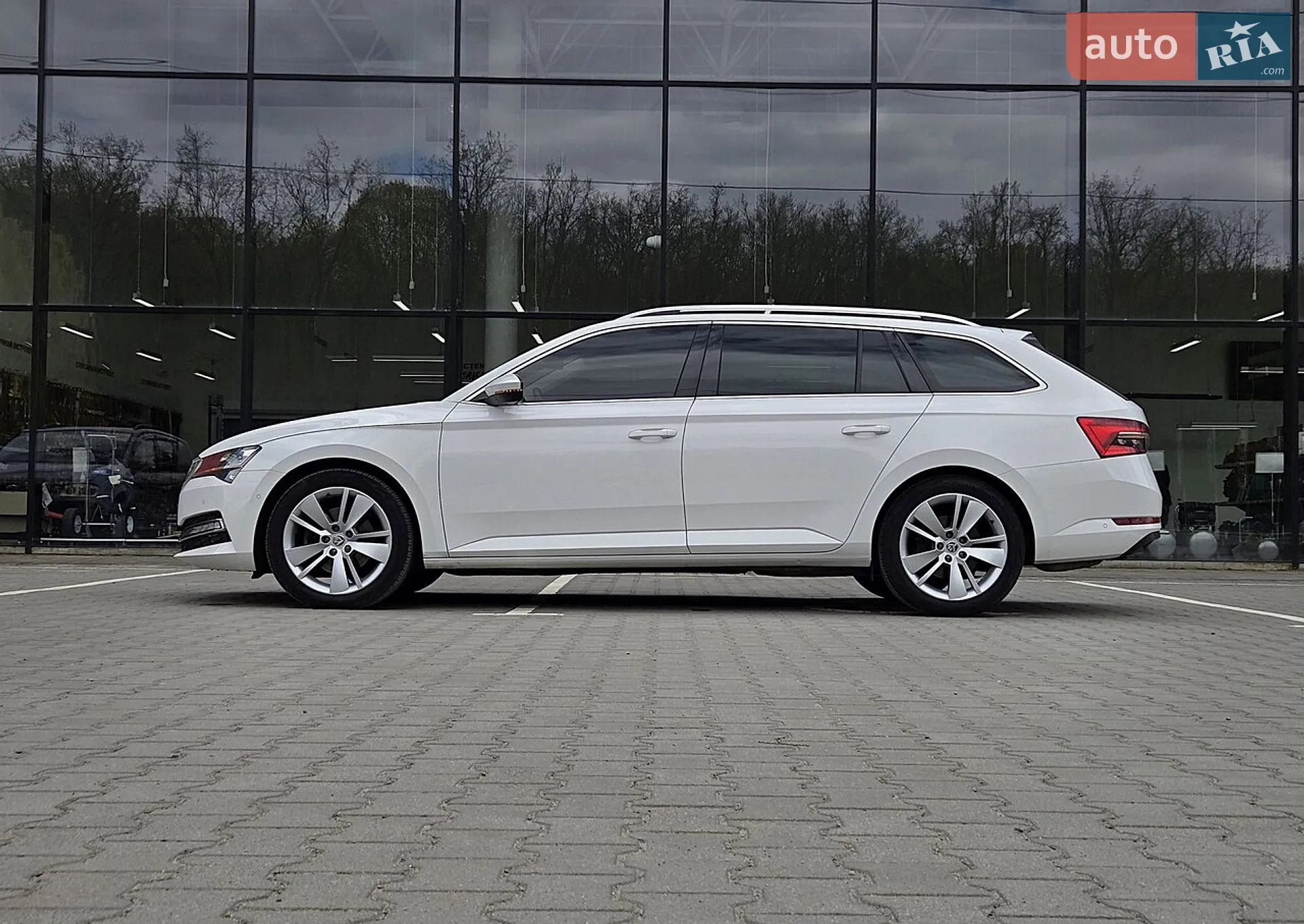 2020 Skoda Superb - мініатюра 6